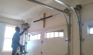 Broken Garage Door Fixes – Garden City, NY